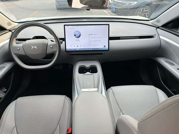 Фото 4 - XPeng Mona M03