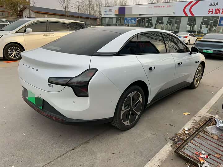 Фото 9 - XPeng Mona M03