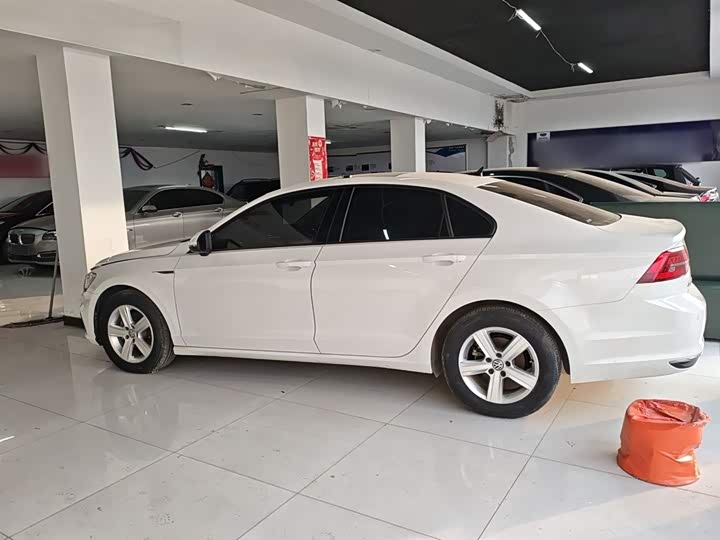 Фото 5 - Volkswagen Lamando L