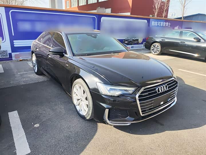 Фото 4 - Audi A6L