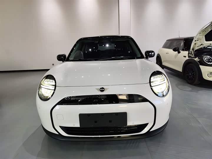 Фото 3 - Mini Cooper