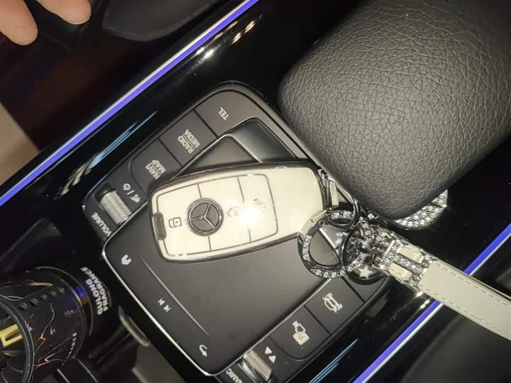 Фото 9 - Mercedes-Benz GLA-Class