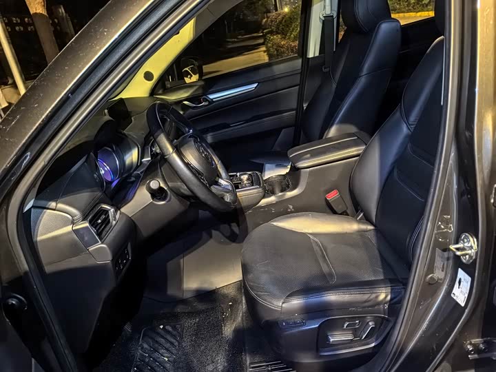 Фото 6 - Mazda CX-8