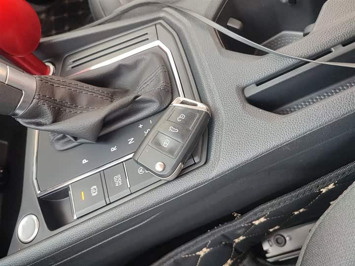 Фото 9 - Volkswagen Lavida