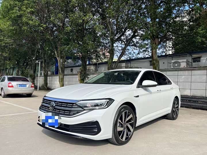 Фото 1 - Volkswagen Sagitar L