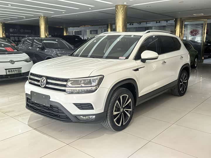 Фото 2 - Volkswagen Tharu