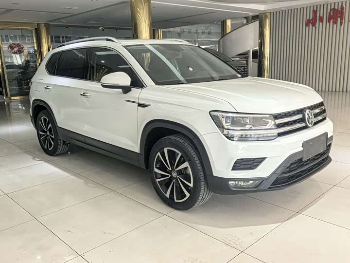 Фото 4 - Volkswagen Tharu