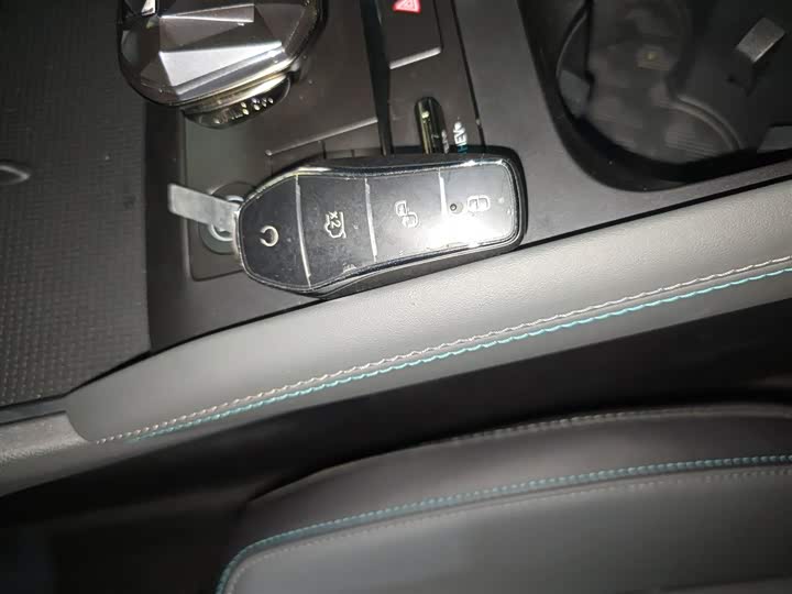 Фото 9 - BYD Qin L