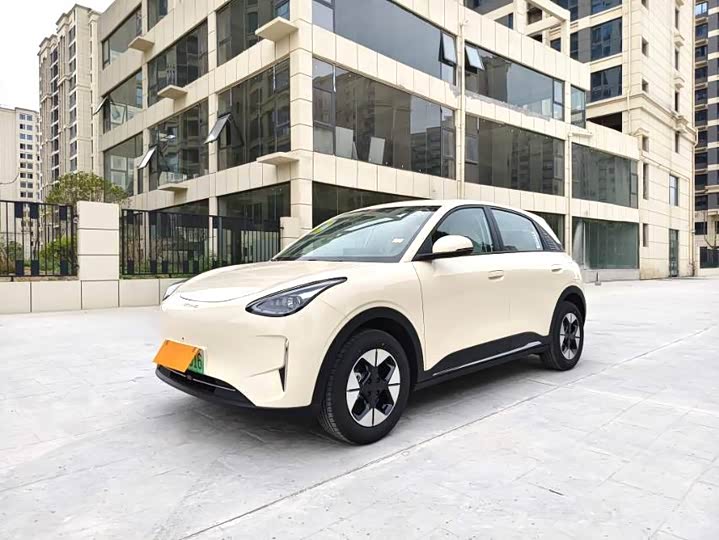 Фото 2 - Geely Galaxy Geome