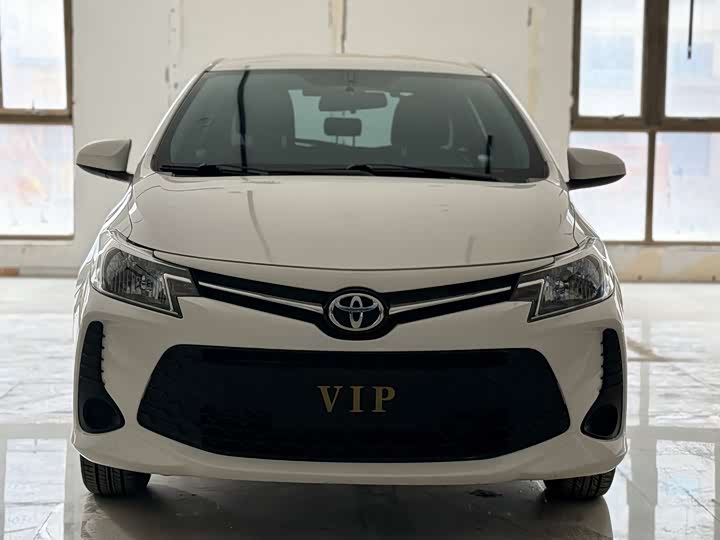 Фото 2 - Toyota Vios FS