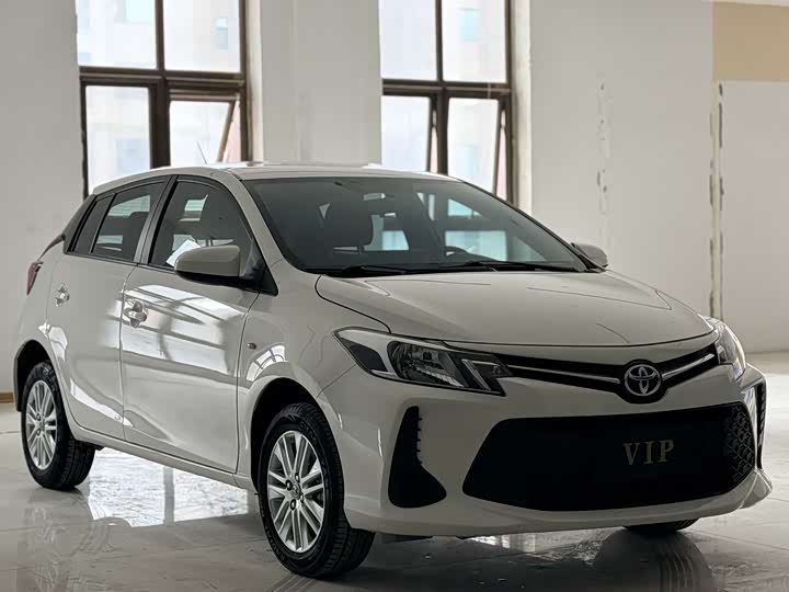 Фото 3 - Toyota Vios FS
