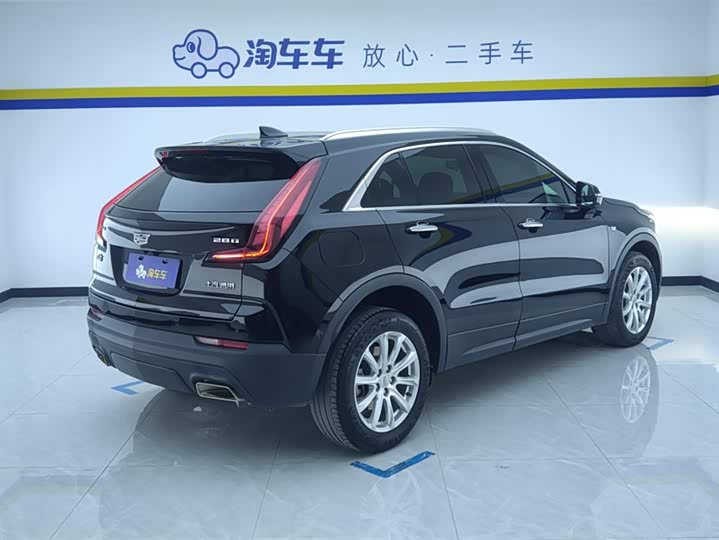 Фото 3 - Cadillac XT4