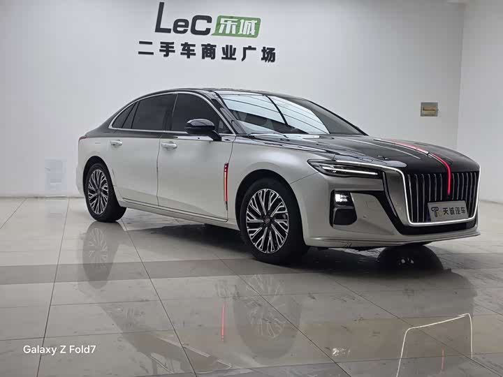 Фото 3 - Hongqi H5