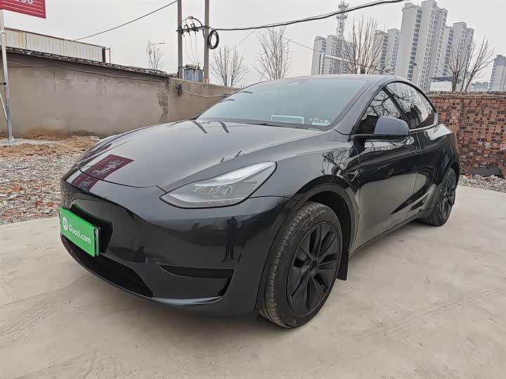 Фото 2 - Tesla Model Y