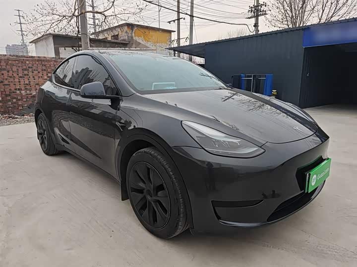 Фото 4 - Tesla Model Y