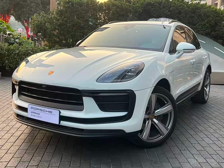 Фото 1 - Porsche Macan