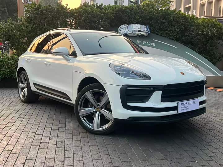 Фото 3 - Porsche Macan