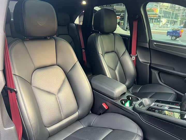 Фото 9 - Porsche Macan