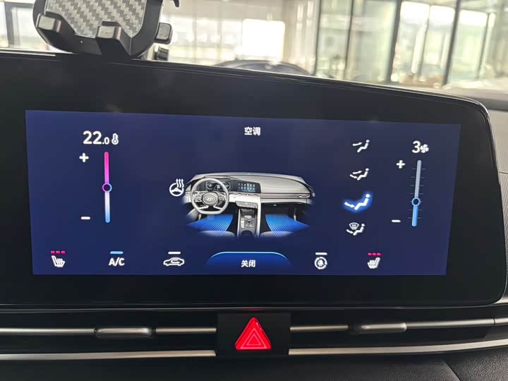 Фото 6 - Hyundai Elantra N line