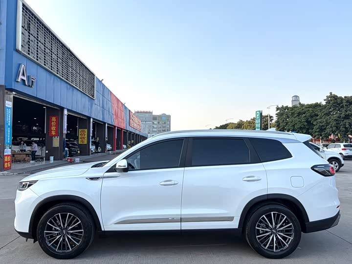 Фото 7 - Chery Tiggo 8 Plus