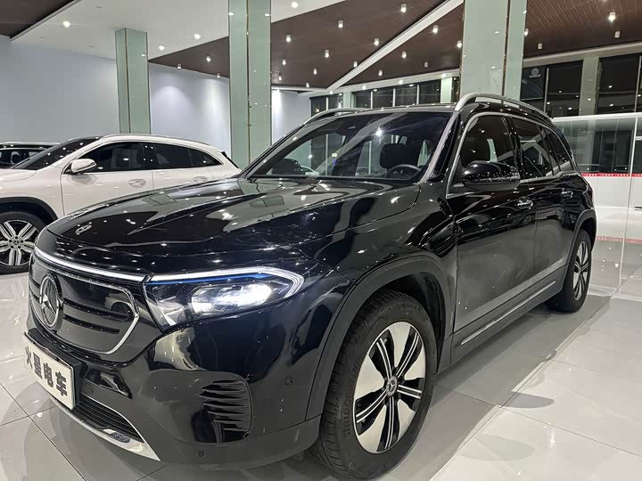 Фото 3 - Mercedes-Benz EQB