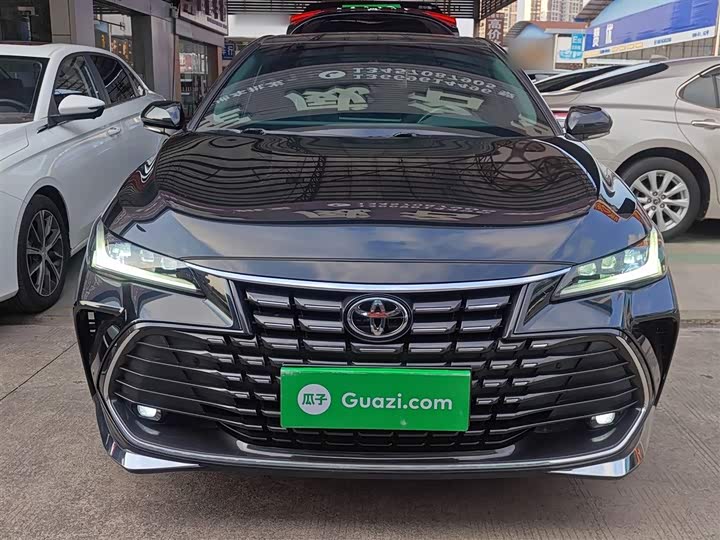 Фото 3 - Toyota Avalon