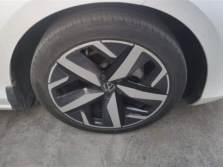 Фото 6 - Volkswagen Lamando L