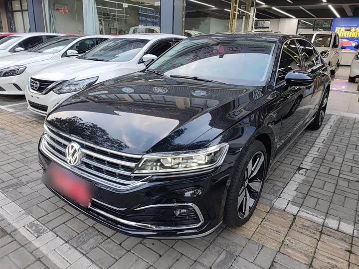 Фото 2 - Volkswagen Phideon