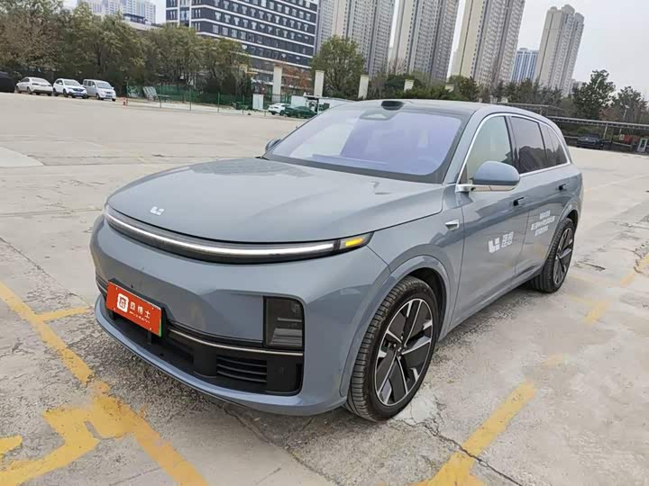 Фото 1 - LiXiang L7