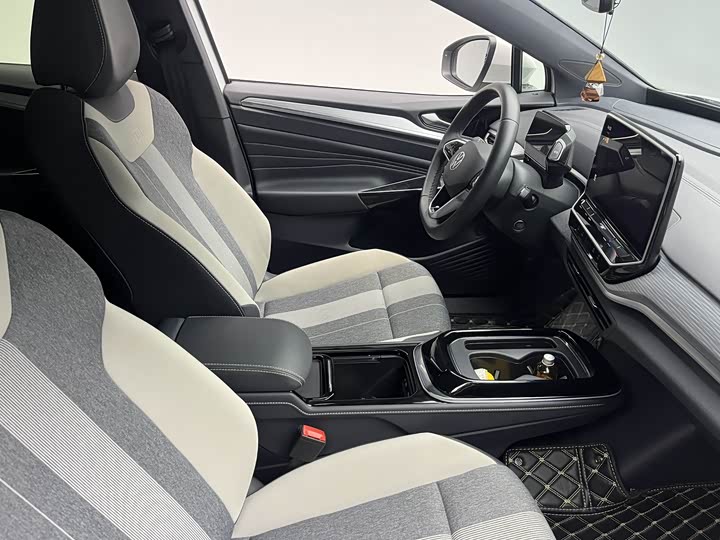 Фото 8 - Volkswagen ID.4 Crozz