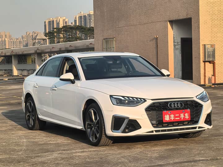 Фото 3 - Audi A4L