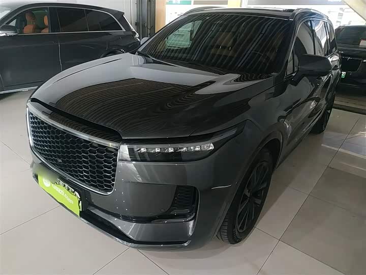 Фото 2 - LiXiang One