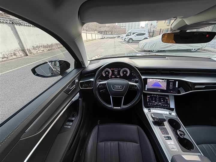 Фото 9 - Audi A6