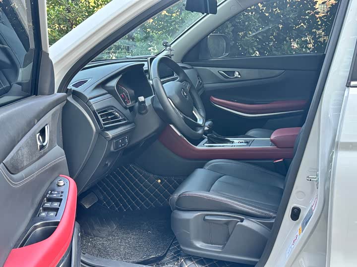 Фото 4 - Changan CS75