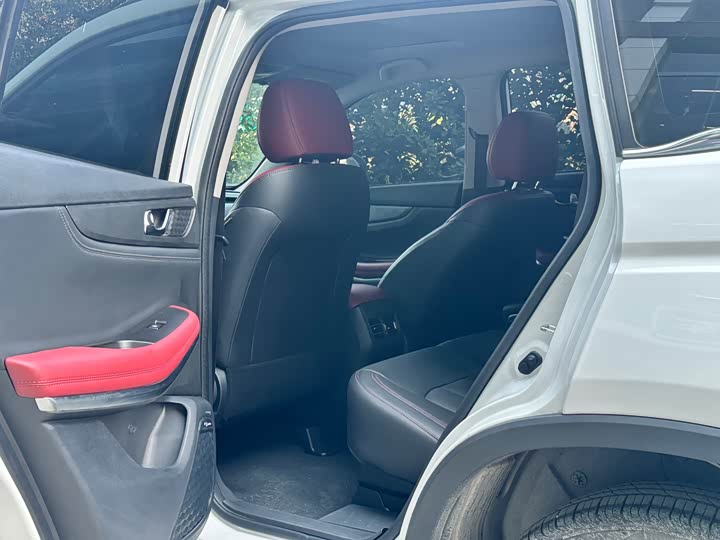 Фото 5 - Changan CS75