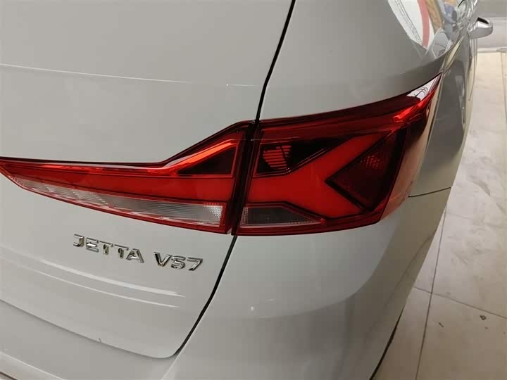 Фото 8 - Jetta VS7