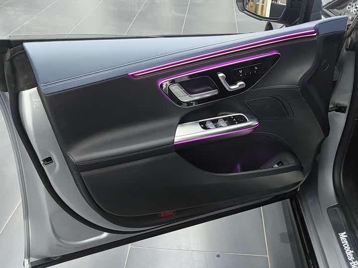 Фото 7 - Mercedes-Benz EQE