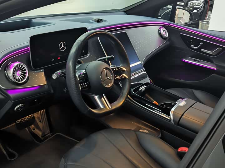 Фото 8 - Mercedes-Benz EQE