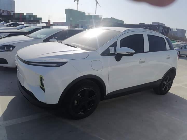 Фото 5 - Geely Geometry E Firefly