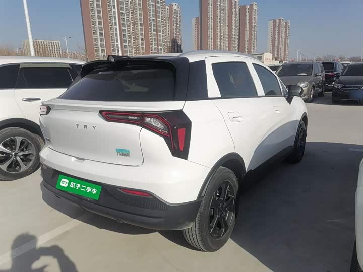 Фото 7 - Geely Geometry E Firefly