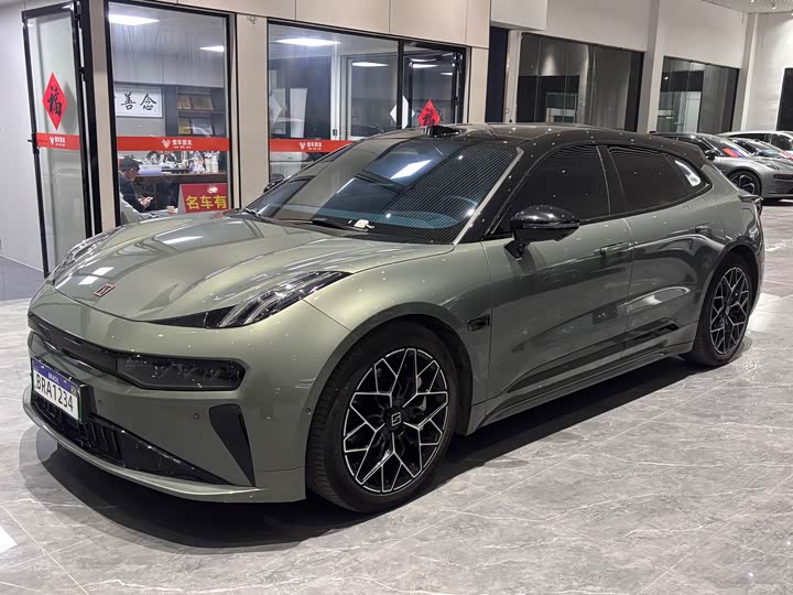 Фото 2 - Zeekr 001