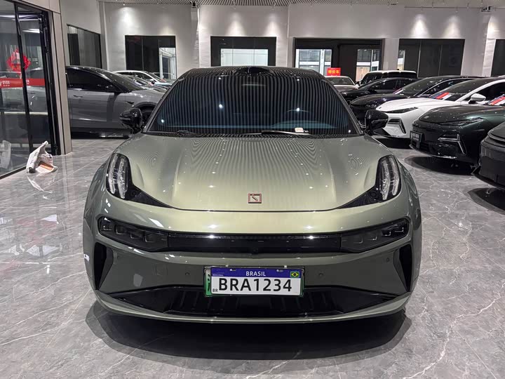 Фото 3 - Zeekr 001