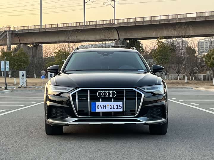 Фото 2 - Audi A6