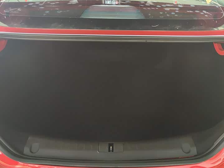 Фото 4 - Geely Coolray