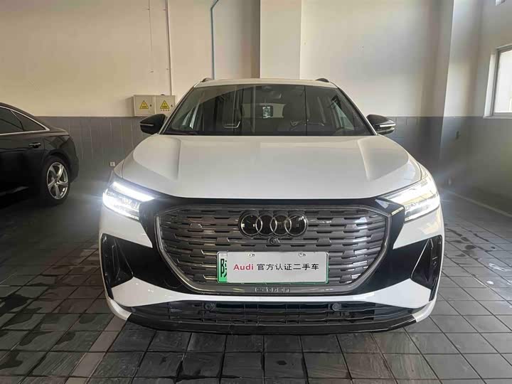 Фото 3 - Audi Q4 e-tron