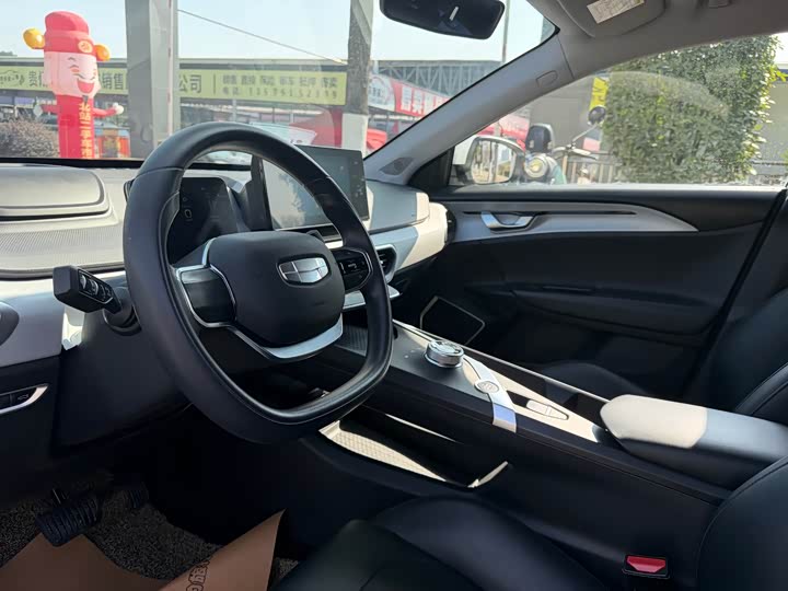 Фото 6 - Geely Geometry A