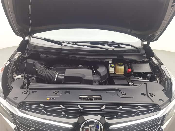 Фото 6 - Buick GL8 ES