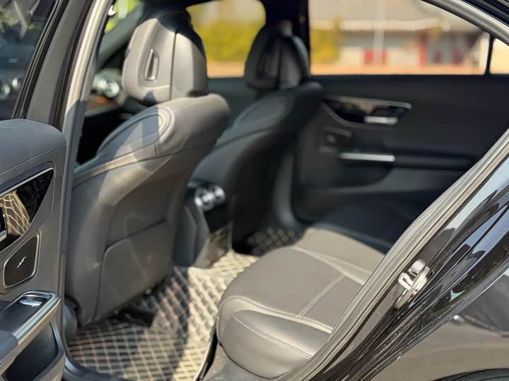 Фото 5 - Mercedes-Benz C-Class