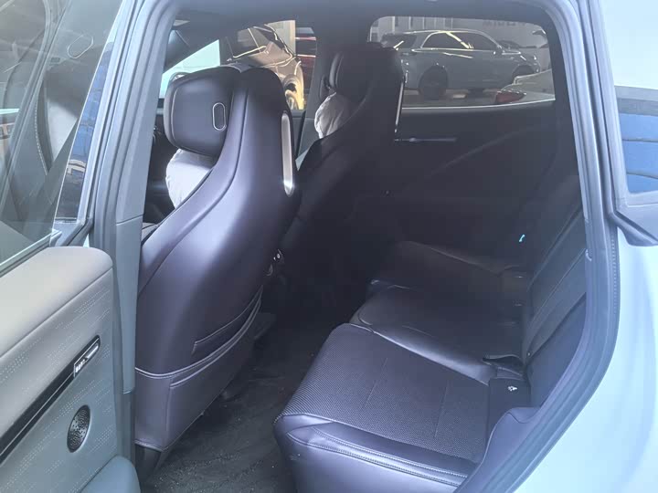 Фото 7 - Avatr 07