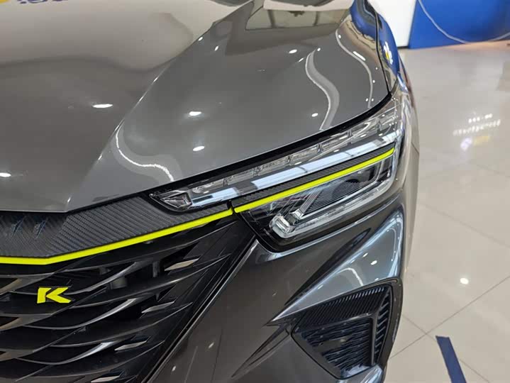 Фото 5 - Roewe RX5